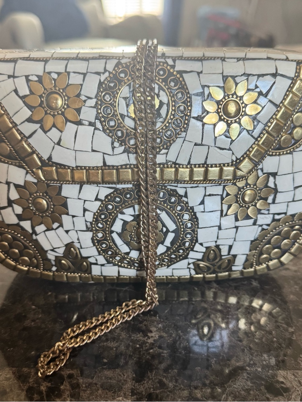 Antik Kraft White and Gold Mosaic Crossbody with Chain Strap